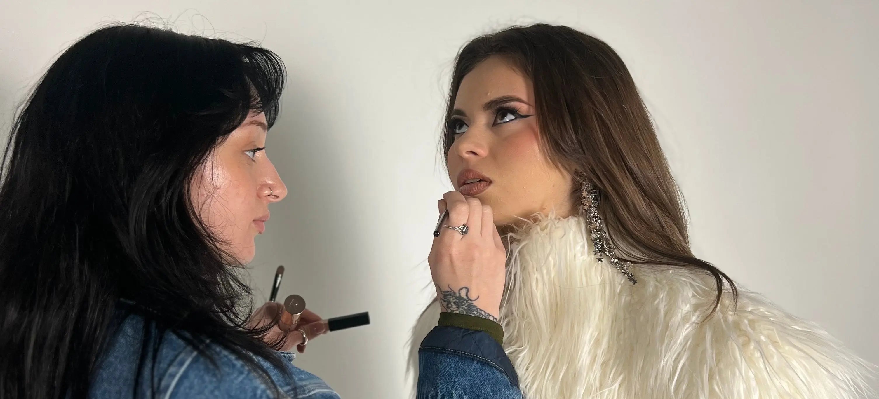 IYKO-Spotlight-Leanne-Sawyer-Elevating-Artistry-in-a-Small-Community-of-Artists IYKO Professional