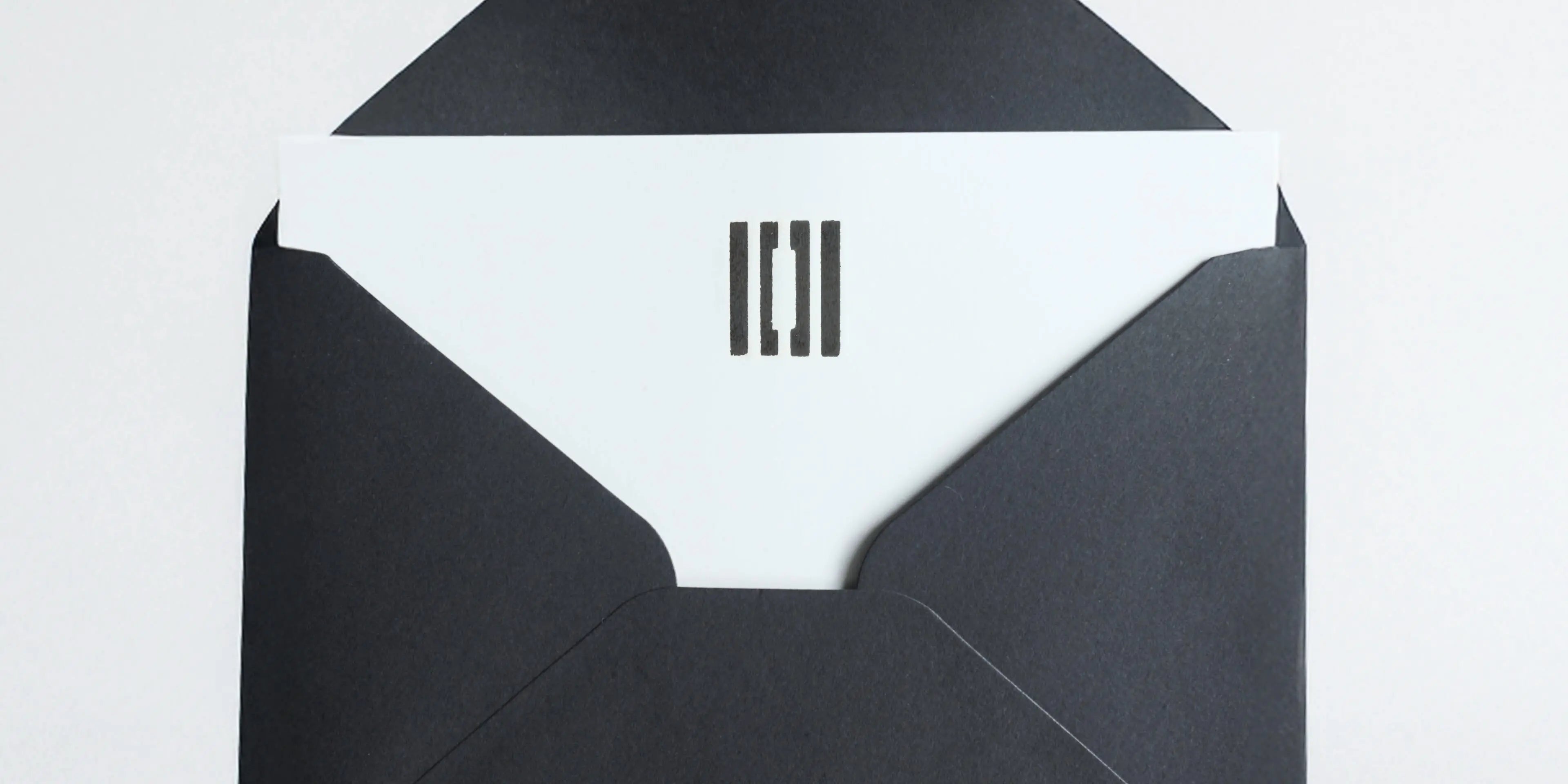 WRITTEN NOTES//THE MARCH MAKEUP BRIEF IYKO Professional